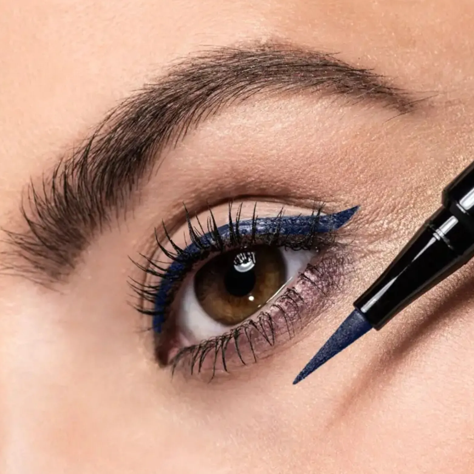 Artdeco Long-Lasting Liquid Liner Intense 12 Blue Line 0.6ml (0.02floz)