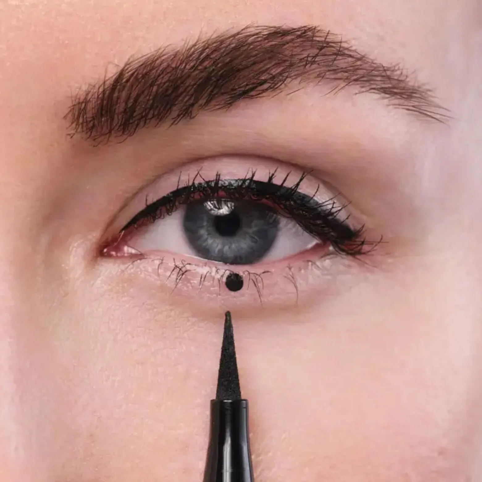 Artdeco Long-Lasting Liquid Liner Intense 01 Black Line 0.6ml (0.02floz)