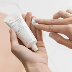 Avène Antirougeurs Day Anti-Oxydant Soothing Emulsion SPF30 40ml (1.35floz)
