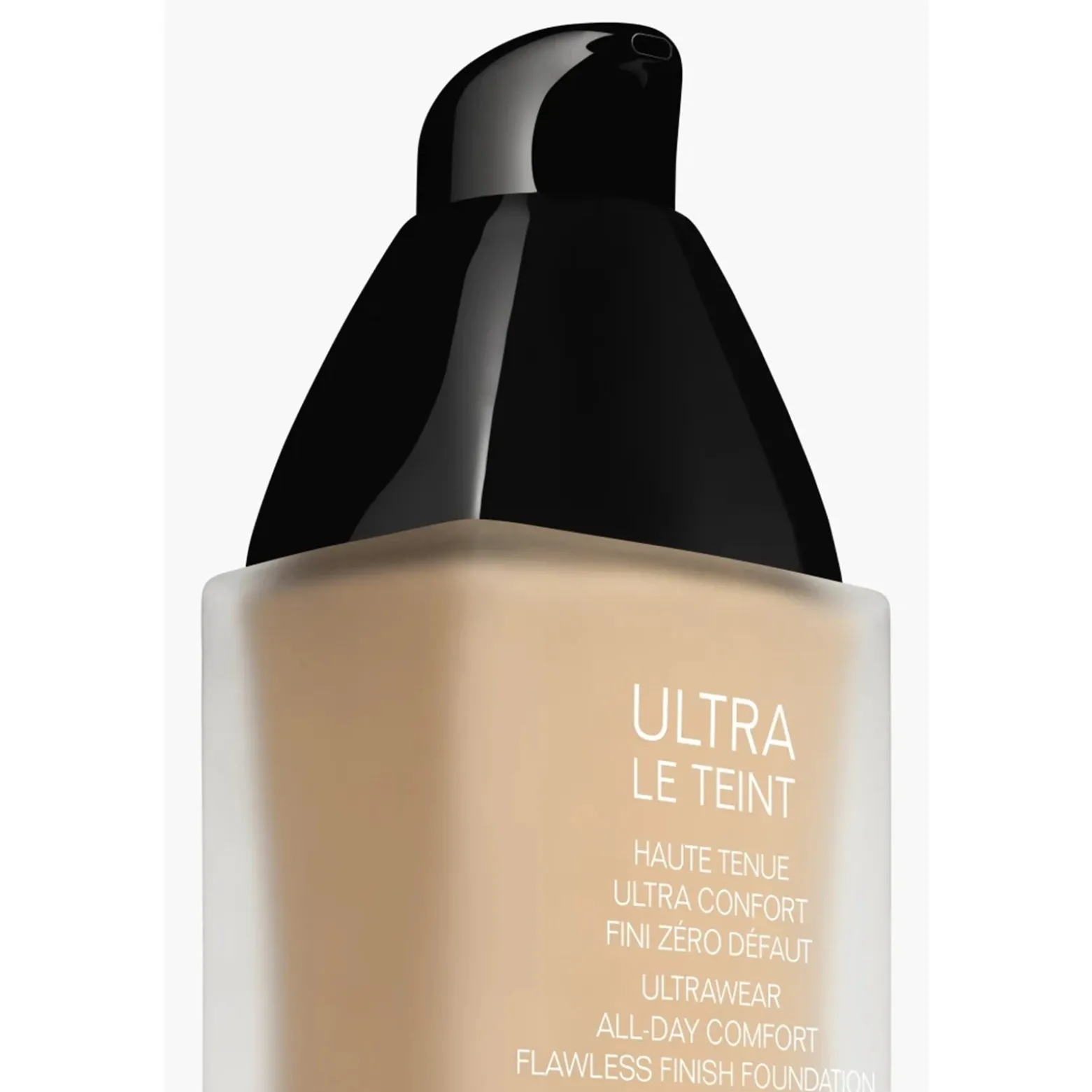 CHANEL Ultra Le Teint Flawless Finish Foundation B30 30ml (1floz)
