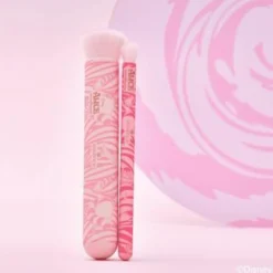 essence Disney Alice in Wonderland Makeup Buffer Brush 01 Simply Me