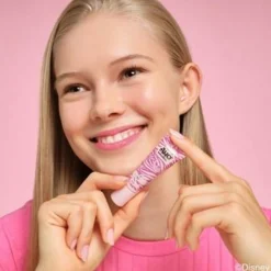 essence Disney Alice in Wonderland Lip Scrub 01 Smirk & Smile 10ml (0.33floz)