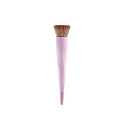 essence Makeup Buffer Brush 01 Buff Away Your Problems