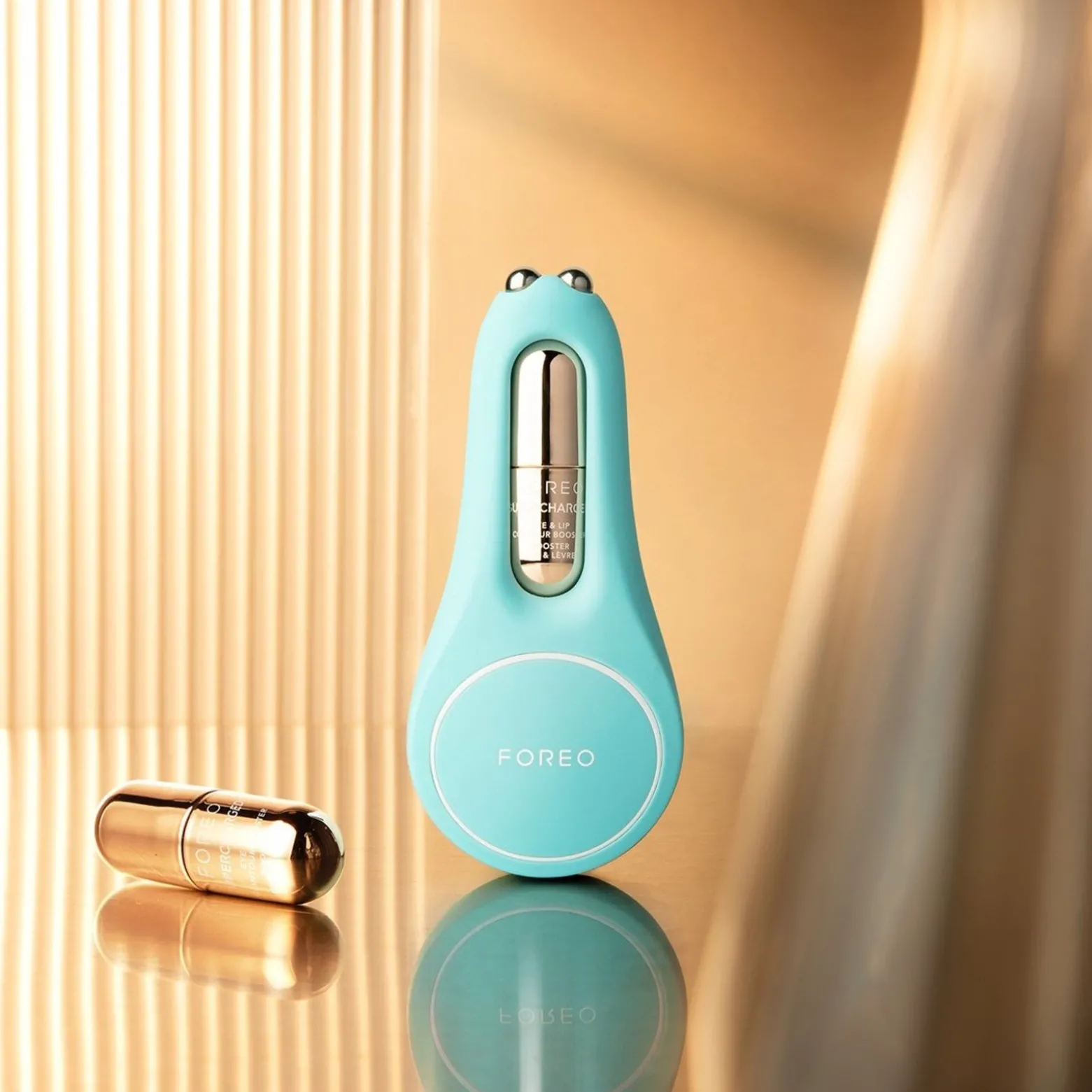FOREO BEAR 2 Eyes & Lips Microcurrent Line Smoothing Device Artic Blue
