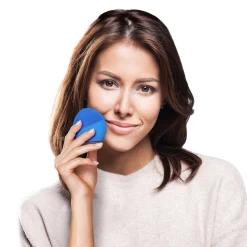 FOREO LUNA™ mini 2 Facial Cleansing Device Aquamarine