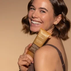 Freshly Cosmetics Golden Radiance Body Scrub 100ml (3.38floz)