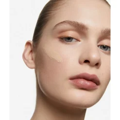 Inglot Skin Focused Care Face Foundation SPF50+ 302 Ivory Beige 30ml (1floz)