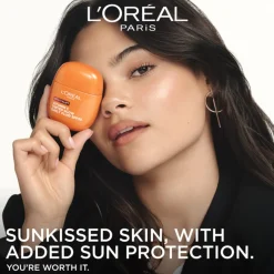 L'Oréal Paris Revitalift Vitamin C Tinted Glow Daily Fluid SPF30 40ml (1.35floz)