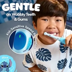 Oral-B iO™ Kids 6+ Electric Toothbrush Stitch + Travel Case