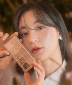 Romand Better Than Palette 02 Mahogany Garden 7.5g (0.26oz)