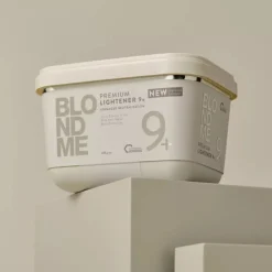 Schwarzkopf BLONDME Premium Lightener 9+ 450g (15.8oz)