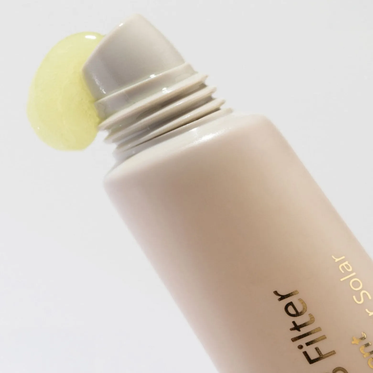 Skin Generics UVA/UVB Filter Sunscreen Lip Treatment SPF50+ 7ml (0.237floz)