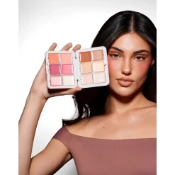 SOSU Cosmetics Complete Canvas Cream Complexion Palette Light (0.93oz)